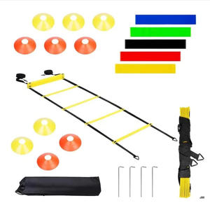 Ensemble d'Équipement d'Entraînement Personnalisé pour Agilité, Vitesse, Football et Soccer, avec Échelle, Cônes, Haies et Parachute - Product Image 4