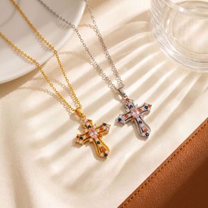 Colar Choker Feminino Moderno com Pingente de Cruz de Pedra Natural Cobre, Banhado a Ouro 18K, Cravejado, Estilo Esportivo, Corrente para Clavícula, Atacado - Product Image 1