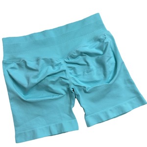 Pantalones cortos <span class=keywords><strong>de</strong></span> Yoga <span class=keywords><strong>de</strong></span> tres puntos <span class=keywords><strong>de</strong></span> cintura baja sin costuras <span class=keywords><strong>de</strong></span> <span class=keywords><strong>color</strong></span> caramelo, pantalones cortos <span class=keywords><strong>de</strong></span> tres secciones con patrón sólido - Product Image 5