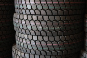 Premium Chinese Brand Heavy Duty 12R22.5 <b>12</b> 22.5 Radial Truck Tire Truck and Commerical Tires & Wheels IItantas - Product Image 2