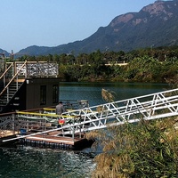 Pont flottant en mousse LLDPE+EPS résistant aux UV, ponton durable pour marina avec passerelle en terrasse WPC
