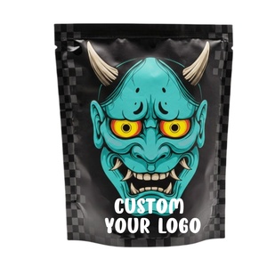 Bolsas Mylar Negras a Prueba de Niños de 3.5g, Impresas Personalizadas, a Prueba de Olores, con Cierre Hermético, para Empacar Gomitas Comestibles - Product Image 1