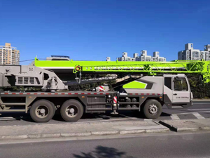 Équipement de levage de construction 25Ton petit camion <span class=keywords><strong>grue</strong></span> <span class=keywords><strong>4X2</strong></span> <span class=keywords><strong>grue</strong></span> montée sur <span class=keywords><strong>benne</strong></span> télescopique Boom ZTC250 <span class=keywords><strong>grue</strong></span> de levage - Product Image 5