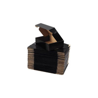 Boîtes d'expédition personnalisées de grande taille en papier kraft recyclable, carton ondulé noir mat avec logo personnalisé pour chaussettes et fourrures