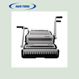 Máquina de encuadernación Nantong de 40 agujeros con peine de hierro A3 Plus, equipo de post-impresión de operación manual - Product Image 1