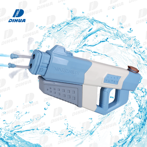 Esnek tüpler ile büyük kapasiteli su sıçrama tabancası her yöne yaz açık su yağmurlama oyuncak su göndermek - Product Image 1