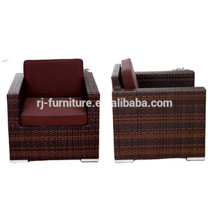 Ensemble canapé de réunion de jardin en poly rotin moderne Fourniture d'usine de tissage extérieur en rotin PE de haute qualité pour l'utilisation dans les parcs - Product Image 5