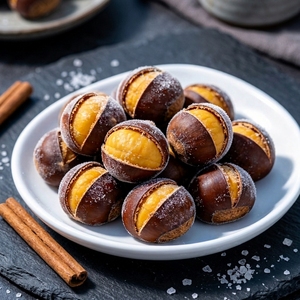 Cerneaux <span class=keywords><strong>de</strong></span> châtaignes <span class=keywords><strong>surgelés</strong></span>, pelés, bien préparés, naturels et sucrés, pour supermarchés - Product Image 1