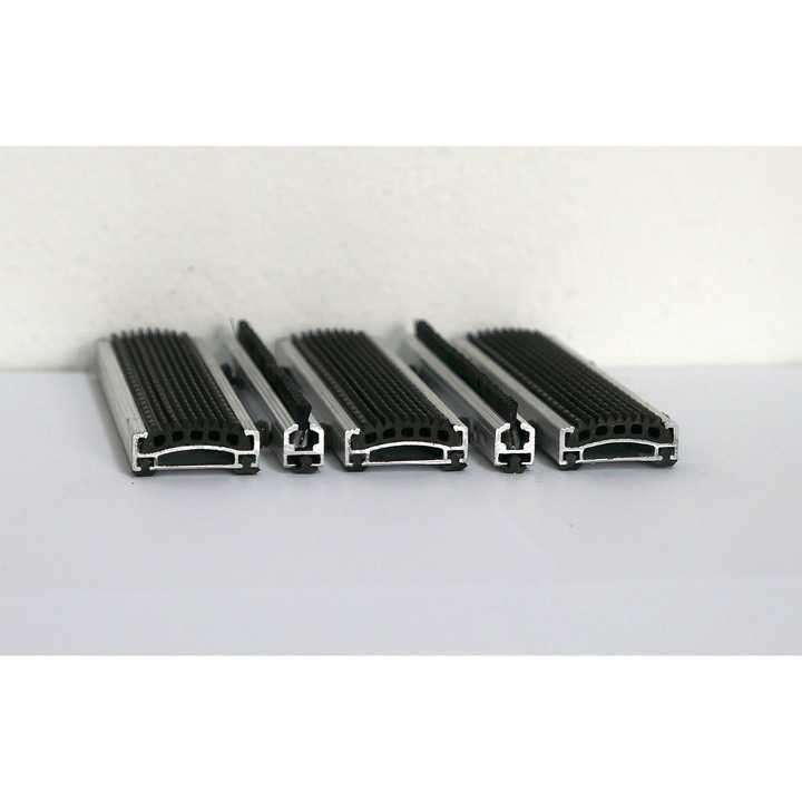 Robust 17/36 Rubber Brush Clean Walk Zone Entrance Mats and Aluminum Profile Shoe Scrapers Cleaning Equipment
