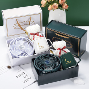 Wholesale Hot Product Birthday Valentine's Day Wedding Gift Sets Guests' Favourite Bear Towel Spoon Coffee Ceramic Cup All One