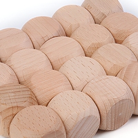 Blocs de bois carrés polis non finis multifonctionnels pour la création de panneaux muraux