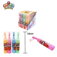 Bonbon liquide coloré en forme de voiture