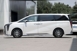 2024 Trumpchi E9 PHEV 2.0TM Edición de saludo MPV Gac Hybrid Large-Middle New Energy Vehicle Leather Left Electric para adultos - Product Image 3