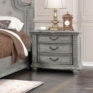 Juego de Dormitorio Europeo de Lujo en Gris - Cama Tapizada con Cabecero Acolchado, Cómoda y Mesitas de Noche - Product Image 4