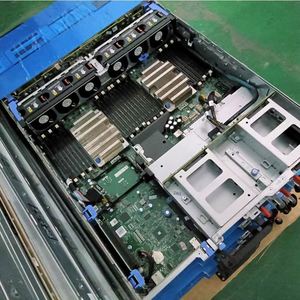 Serveur Rack 2U d'occasion reconditionné pour R740 8*3.5'' 2*Intel Xeon Gold 5218 2.3GHz 128GB H330 2*1100W - Product Image 3