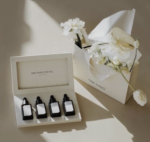 Sang Trọng Giấy Hộp Quà Tặng Cứng Nhắc Cuốn Sách Các Tông Hình Dạng Từ Nắp Hộp Quà Tặng Với Nam Châm Đóng Cửa - Product Image 4