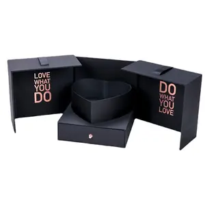 Caixa de Presente de Luxo em Duas Camadas com Coração de Flor Rosa, Embalagem Rígida com Laminação Brilhante/Mate, Reciclável, Personalizada, Caixas 'Eu Te Amo' - Product Image 1