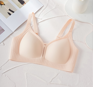 Soutien-gorge ergonomique avec effet liftant et de rassemblement délicat pour sublimer la silhouette des <span class=keywords><strong>poitrines</strong></span> - Product Image 2