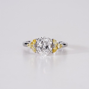 Anillo de Diamante Cultivado en Laboratorio en Oro Sólido de 14K para Mujer, Joyería Fina con Brillo Radiante, Diseño Elegante para Ocasiones Especiales - Product Image 1