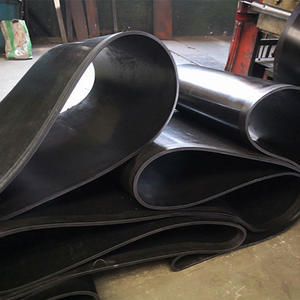 Bande transporteuse à crampons en caoutchouc bleu de qualité supérieure et durable pour l'exploitation minière, idéale pour les carrières minières, en vente - Product Image 6