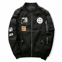 Blousons Bomber Argentés Personnalisés pour Hommes avec Écussons Brodés, Manteau de Vol Zippé, Fabricant de Vêtements OEM ODM à Marque Privée et Logo Personnalisé