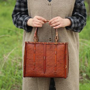 Three Guns Bamboo Woven Bag Women Retro Red Square Tea Ceremony Storage Handbag Durable Chinese Style Cheongsam Matching Bag - Product Image 2