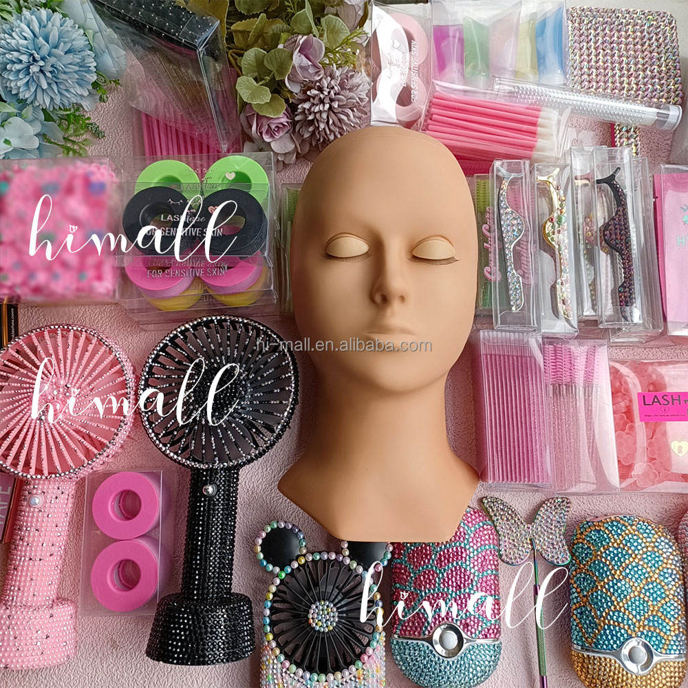 กล่องใสหรือกระเป๋าที่มีสีสัน