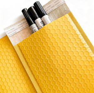 Sobres de Burbujas al por Mayor y Bolsas de Embalaje con Forro de Espuma Personalizadas para Envíos Seguros Sobres Acolchados Resistentes Disponibles. - Product Image 3