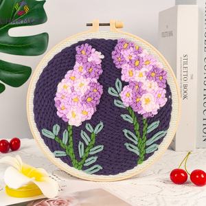 Prix surprise 8 pouces Floral Series Style Chunky Yarn Hand Embroidery Paintings Punch Needle Kit <span class=keywords><strong>pour</strong></span> <span class=keywords><strong>débutant</strong></span> - Product Image 6