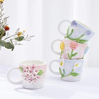 Tasse à café 3D en céramique rose rose rose 12 oz tasses mignonnes faites à la main surprise d'anniversaire de Noël pour les amis ou les amoureux des fleurs