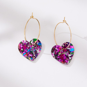 أقراط حلقية فاخرة جديدة من هاومي بتصميم قلب مرصع بالترتر الأكريليك - Product Image 2