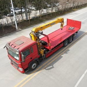 Camión de Remolque HOWO TX de 10 Toneladas con Plataforma Deslizante, Grúa Plegable, Transportador de Autos, Vehículo de Rescate 6x4, Camión de Remolque con Plataforma Plana y Grúa Articulada - Product Image 5
