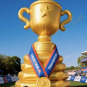 Надувной гигантский кубок Чемпионата мира Zhenmei: Золотая надувная модель кубка чемпиона на заказ для промоакций спортивных мероприятий - Product Image 2