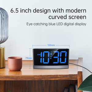 Réveil numérique avec écran LED bleu convexe incurvé, 5 niveaux de luminosité réglables, 3 sonneries d'alarme, 5 niveaux de volume, fonction snooze, format 12/24 heures - Product Image 4