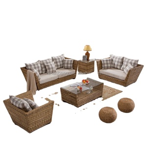 Meubles d'intérieur en osier et en rotin - Product Image 1