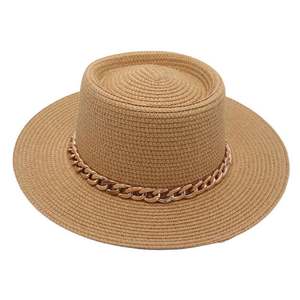 Chapeau de paille style Hepburn français pour l'été, la plage et l'extérieur, protection solaire, nouveau modèle printemps-été avec chaîne dorée - Product Image 6