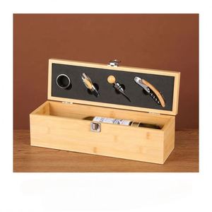 Ensemble cadeau d'accessoires à vin en acier inoxydable personnalisé - Outils à vin en bambou pour les amateurs de vin - Product Image 2