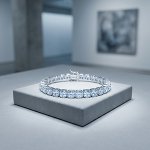 Bracelet moderne minimaliste en diamants cultivés en laboratoire en or 14 carats - Product Image 3