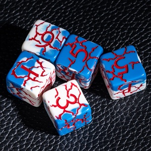 FACCUB Custom 16MM D6 Dados de 6 caras Azul Blanco Resina agrietada de dos colores y plástico para juegos de mesa - Product Image 1