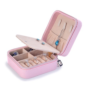 Custom Logo Small Travel Jewelry Box Lady PU Leather Zipper Closure Earring Jewelry Storage Box Travel Jewelry Organizer