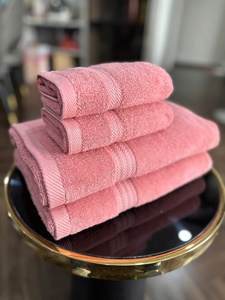 Toalla de Baño Personalizada de Microfibra de Algodón de 300-500 g/m² con Impresión por Sublimación, OEM ODM, Estilo Casual, Tamaño Personalizado Disponible - Product Image 2