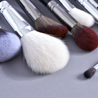 Ensemble de 15 pinceaux de maquillage DailyQueen Cosmetics, poils synthétiques noirs pour fond de teint, eye-liner, sourcils, fard à paupières