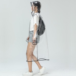 L-3479 Impermeabile Minimalista alla Moda Completamente Trasparente, Oversize e Extra Largo, Inodore, per Escursionismo, Viaggi e Studio - Product Image 1