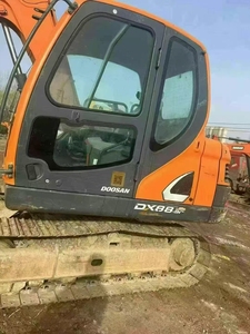 รถขุด DOOSAN DX88 8 ตัน มือสอง เครื่องยนต์ยันม่าร์ ปั๊มไฮดรอลิก Doosan Mottrol วาล์ว KYB ชั่วโมงการใช้งานต่ำ สภาพ 90% ปี 2023 พร้อมวิดีโอ - Product Image 3