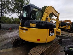 Excavatrice sur chenilles Komatsu PC78 de 7 tonnes |   Mini-pelleuse d'occasion fabriquée au Japon |   Excavatrice d'occasion pour travaux utilitaires - Product Image 3