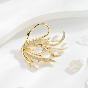 Muyu Swan Brooch Gold Pearl Inlay Women's Fine Jewelry Everyday Wear - Product Image 2