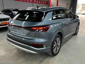 <span class=keywords><strong>Audi</strong></span> Q4 E-tron 40 SUV électrique d'occasion 2024, longue autonomie, version premium, prêt à l'exportation, gris sur noir - Product Image 6