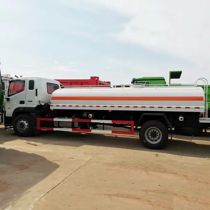 Çin Foton 4*2 kullanılmış orta 3000 litre su tankı kamyon