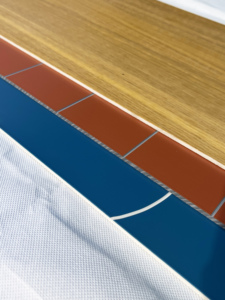 Panneau mural en PVC imperméable et ignifuge de style moderne, effet carrelage, installation facile, design graphique intérieur, usage domestique - Product Image 4