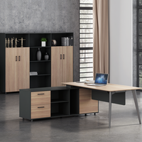 Ensemble de bureau de direction et design Mobilier de bureau Gestionnaire Mobilier commercial Bureau de travail Table de bureau en bois de luxe avec chaises